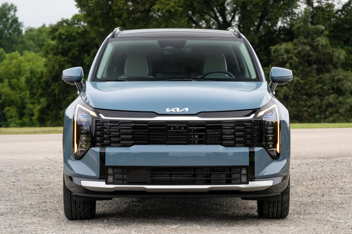 Rộ tin Kia Sportage 2026 tại Việt Nam th&ecirc;m hybrid, bỏ m&aacute;y dầu, h&atilde;ng li&ecirc;n tục nh&aacute; h&agrave;ng nội, ngoại thất mới trước ng&agrave;y ra mắt- Ảnh 10.