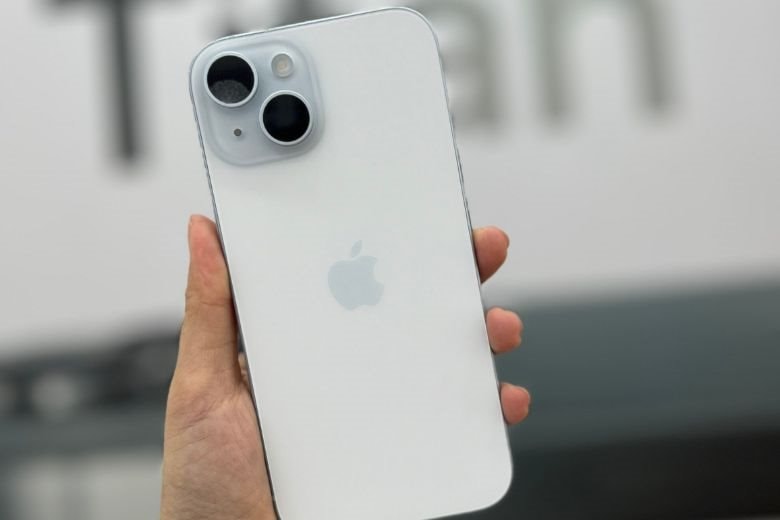 Chỉ 3 bước đơn giản gi&uacute;p iPhone cũ chạy mượt hơn m&agrave; kh&ocirc;ng cần mua mới - Ảnh 1.