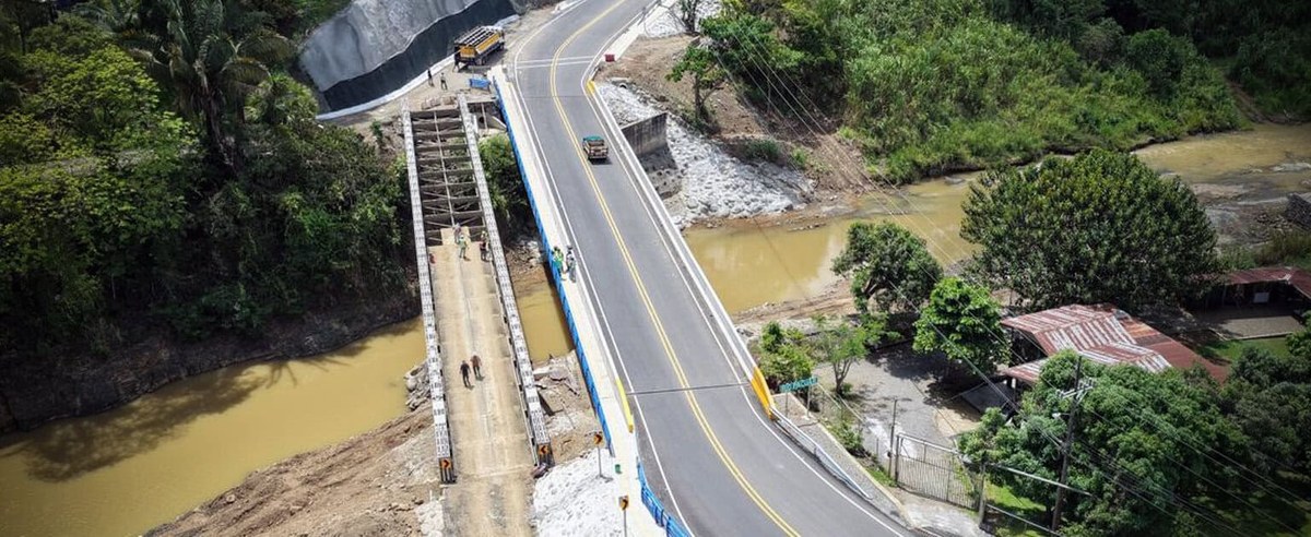 Brazil v&agrave; dự &aacute;n cầu vượt bi&ecirc;n: Kỳ vọng thay đổi bản đồ logistics xuy&ecirc;n lục địa - Ảnh 3.