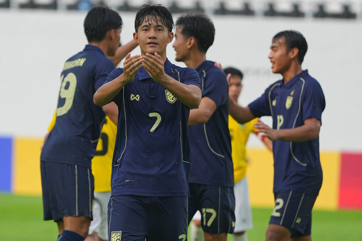 [DIỄN BIẾN] U19 Th&aacute;i Lan 2-2 U19 Malaysia: Căng như d&acirc;y đ&agrave;n, khiến Việt Nam "n&iacute;n thở" chờ đợi - Ảnh 4.
