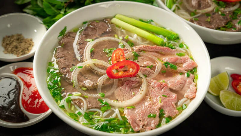 Thịt b&ograve; bất ngờ quay lại top thực phẩm được quan t&acirc;m nhất với bệnh nh&acirc;n ung thư? Ăn đ&uacute;ng c&aacute;ch mang lại loạt lợi &iacute;ch nhiều người kh&ocirc;ng ngờ - Ảnh 2.
