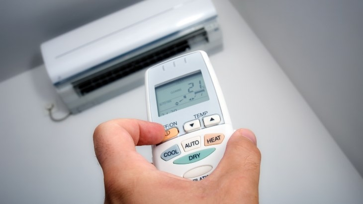 Hóa đơn điện tăng cao do 3 thói quen sử dụng điều hòa sai lầm - Ảnh 2.