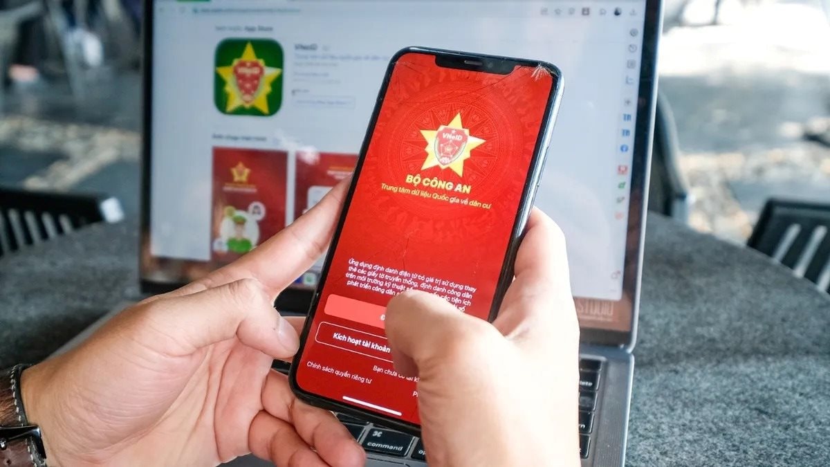 C&ocirc;ng an khuyến kh&iacute;ch sử dụng t&iacute;nh năng tiếp nhận g&oacute;p &yacute; tr&ecirc;n VNeID năm 2026 - Ảnh 1.