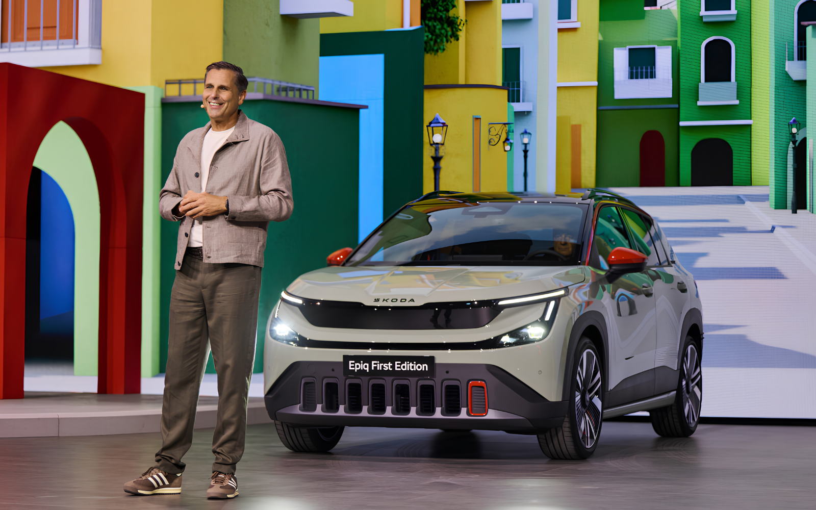 CEO Skoda Auto tiết lộ l&yacute; do chinh phục Việt Nam v&agrave; c&aacute;ch &lsquo;kh&ocirc;ng cố để rẻ nhất&rsquo;- Ảnh 1.