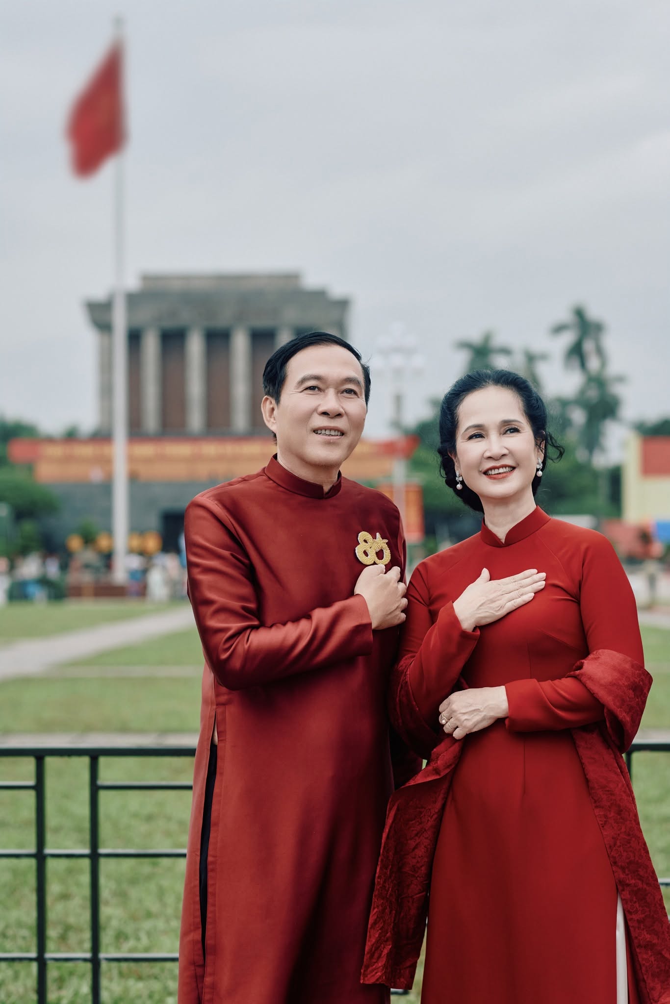 Cuộc sống của nữ NSND vừa l&ecirc;n tiếng về th&ocirc;ng tin "thay 3 đời chồng, sắp bỏ NSƯT Đỗ Kỷ" - Ảnh 3.