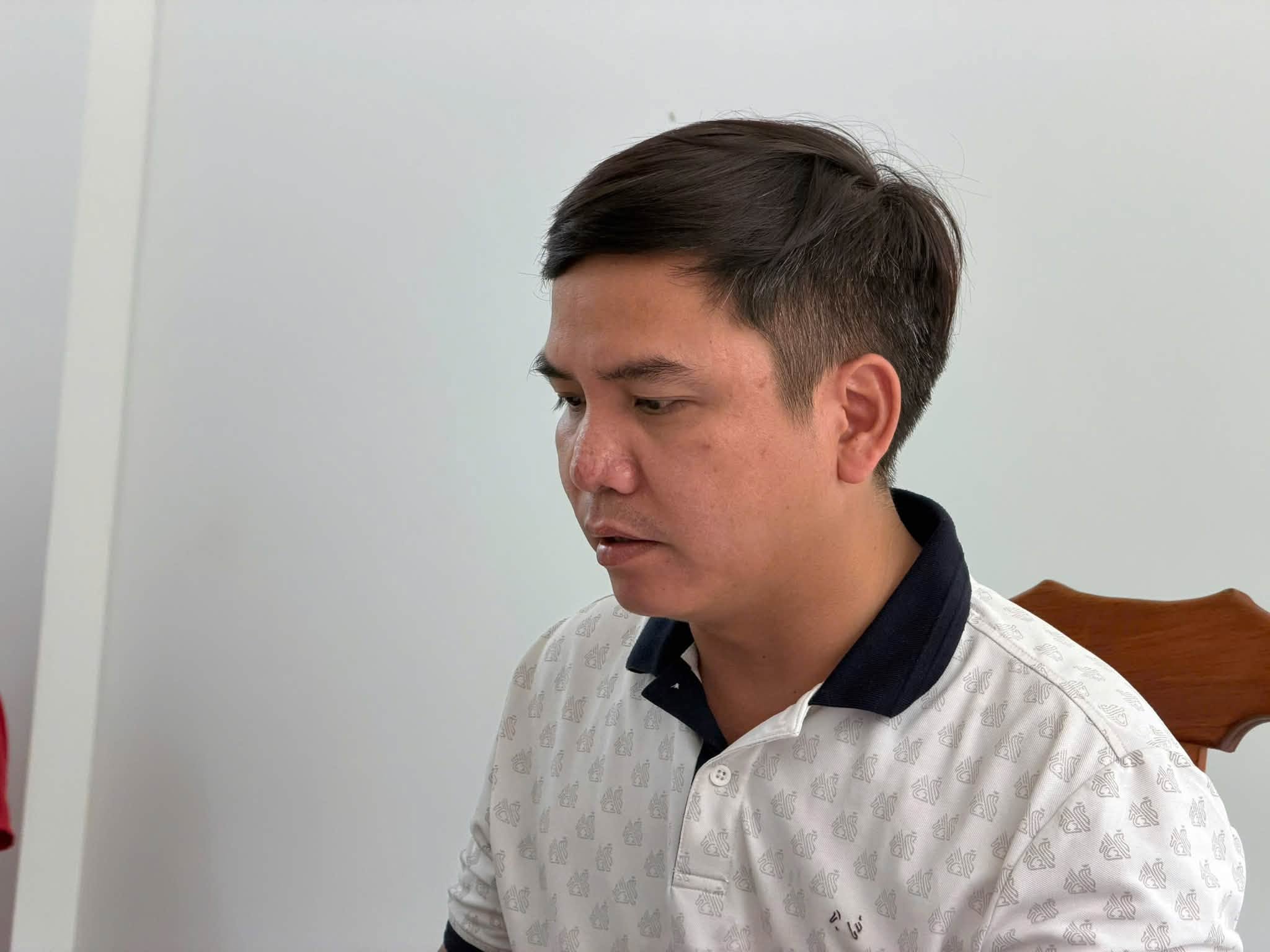 Khám xét nơi ở, bắt tạm giam người phụ nữ buôn thuốc truyền trắng Lê Trần Thảo - Ảnh 5.