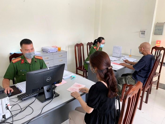 Tất cả người d&acirc;n H&agrave; Nội ch&uacute; &yacute; quy định li&ecirc;n quan đến cư tr&uacute; phạt đến 40 triệu đồng từ 1/7 - Ảnh 1.