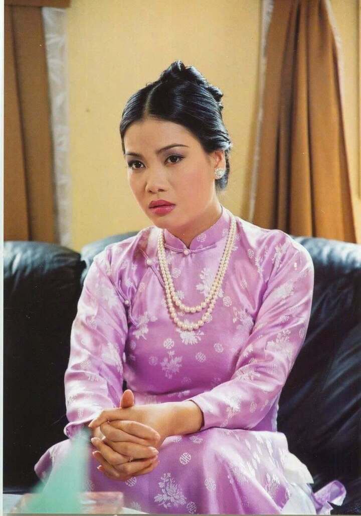 Diễn vi&ecirc;n 'Ngọn nến ho&agrave;ng cung' sau 22 năm: Người l&agrave; tiến sĩ, người vướng lao l&yacute; - Ảnh 5.