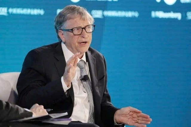 Bill Gates chỉ ra 3 ng&agrave;nh nghề an to&agrave;n trước l&agrave;n s&oacute;ng thất nghiệp bị c&agrave;n qu&eacute;t bởi AI - Ảnh 1.