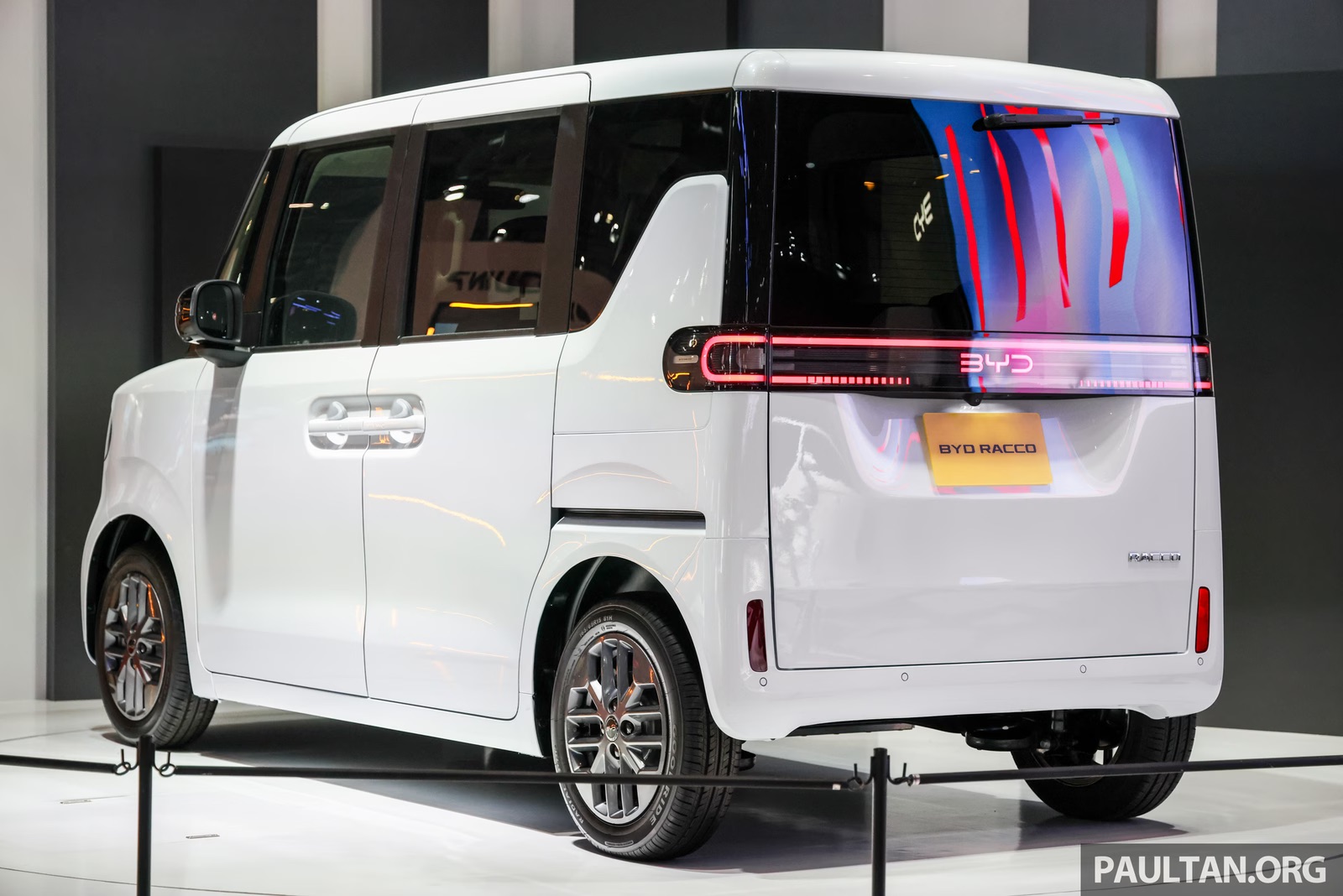 BYD Racco giá dự kiến quy đổi hơn 430 triệu đồng: Trông như xe Nhật, nhỏ hơn Morning, cửa lùa, chạy 320km/sạc - Ảnh 2.
