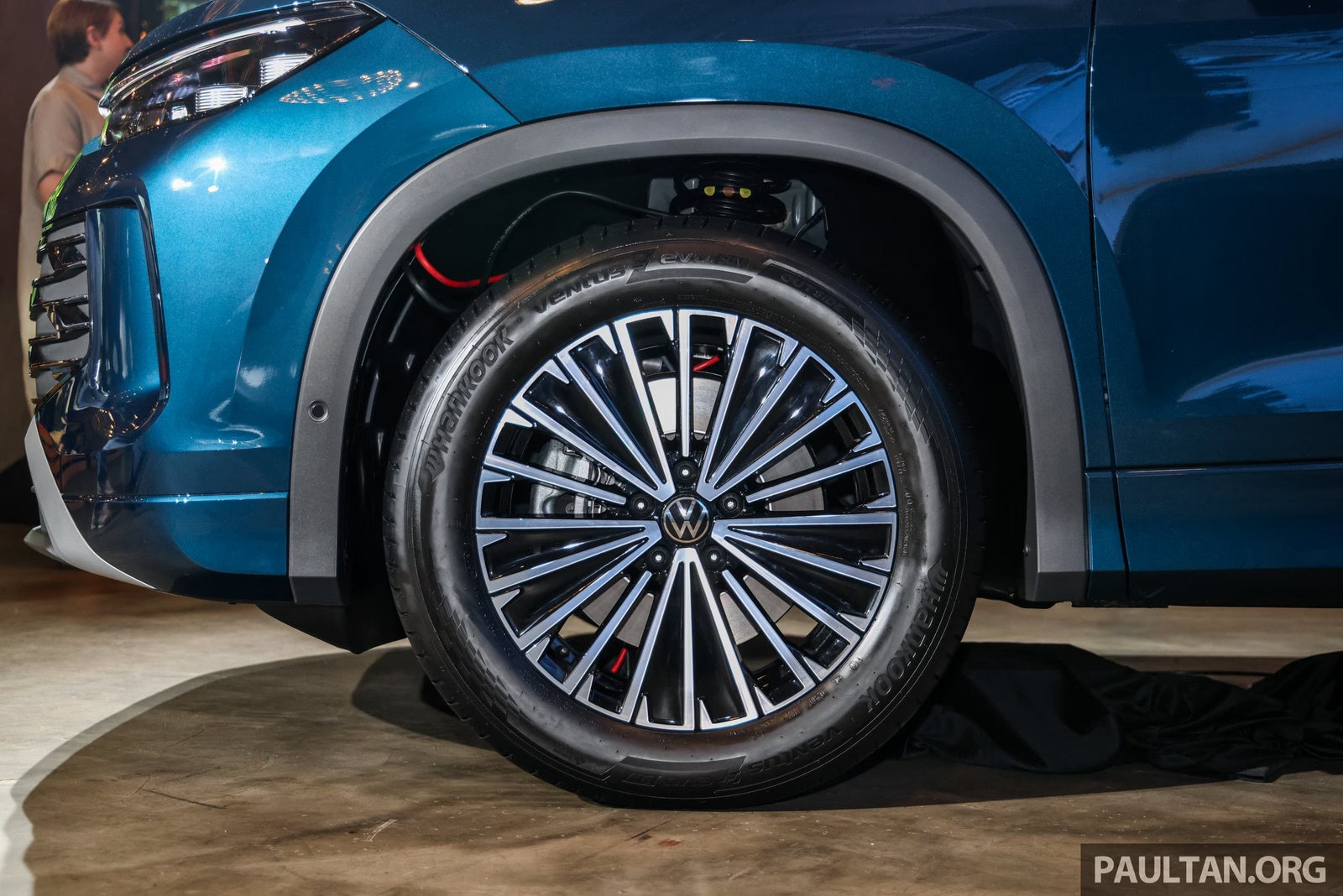 Volkswagen Tayron mở bán tại ĐNÁ: Thay thế Tiguan Allspace, 7 chỗ ngồi, giá quy đổi từ 1,239 tỷ - Ảnh 10.