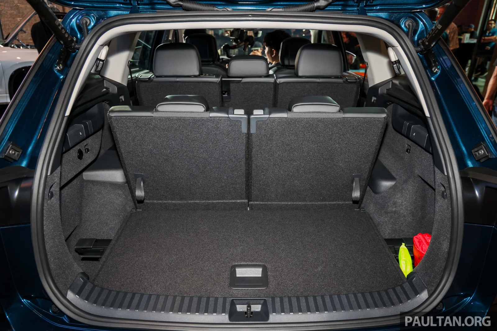 Volkswagen Tayron mở bán tại ĐNÁ: Thay thế Tiguan Allspace, 7 chỗ ngồi, giá quy đổi từ 1,239 tỷ - Ảnh 22.