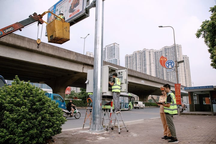 H&agrave; Nội triển khai 36 m&agrave;n h&igrave;nh Led cập nhật t&igrave;nh h&igrave;nh giao th&ocirc;ng theo thời gian thực - Ảnh 1.