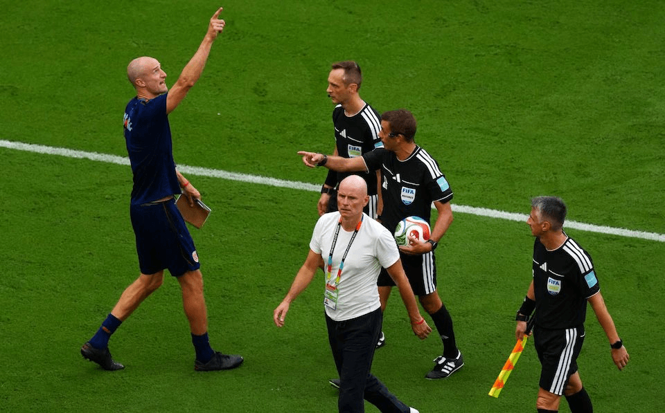 Jude Bellingham v&agrave; b&agrave;n thắng g&acirc;y tranh c&atilde;i: C&ocirc;ng nghệ v&agrave; thất vọng của Na Uy tại World Cup 2026 - Ảnh 4.