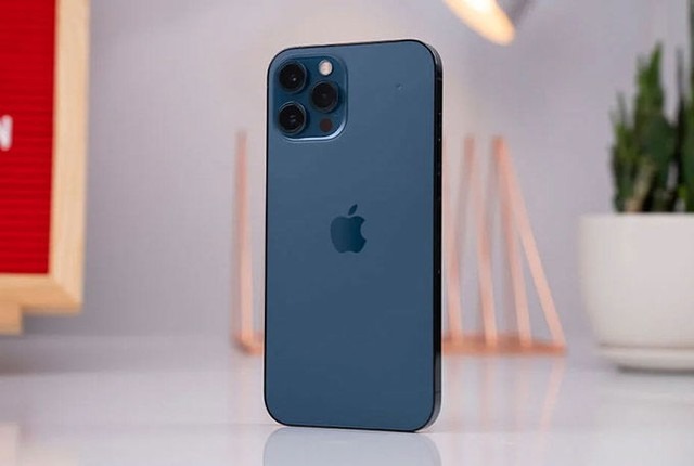 5 Chiếc iPhone cũ gi&aacute; rẻ chất lượng nhất năm 2026 - Ảnh 5.
