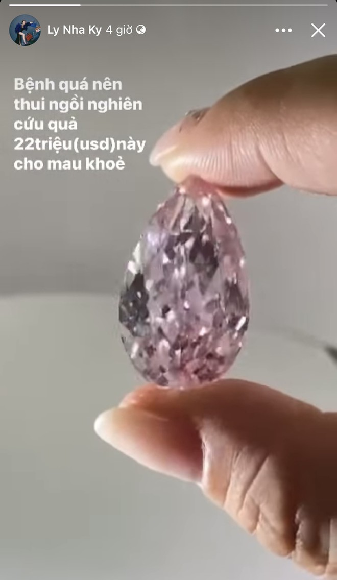 Người đẹp Vbiz sở hữu 2 vi&ecirc;n kim cương hơn 1000 tỷ đồng l&agrave; ai? - Ảnh 1.