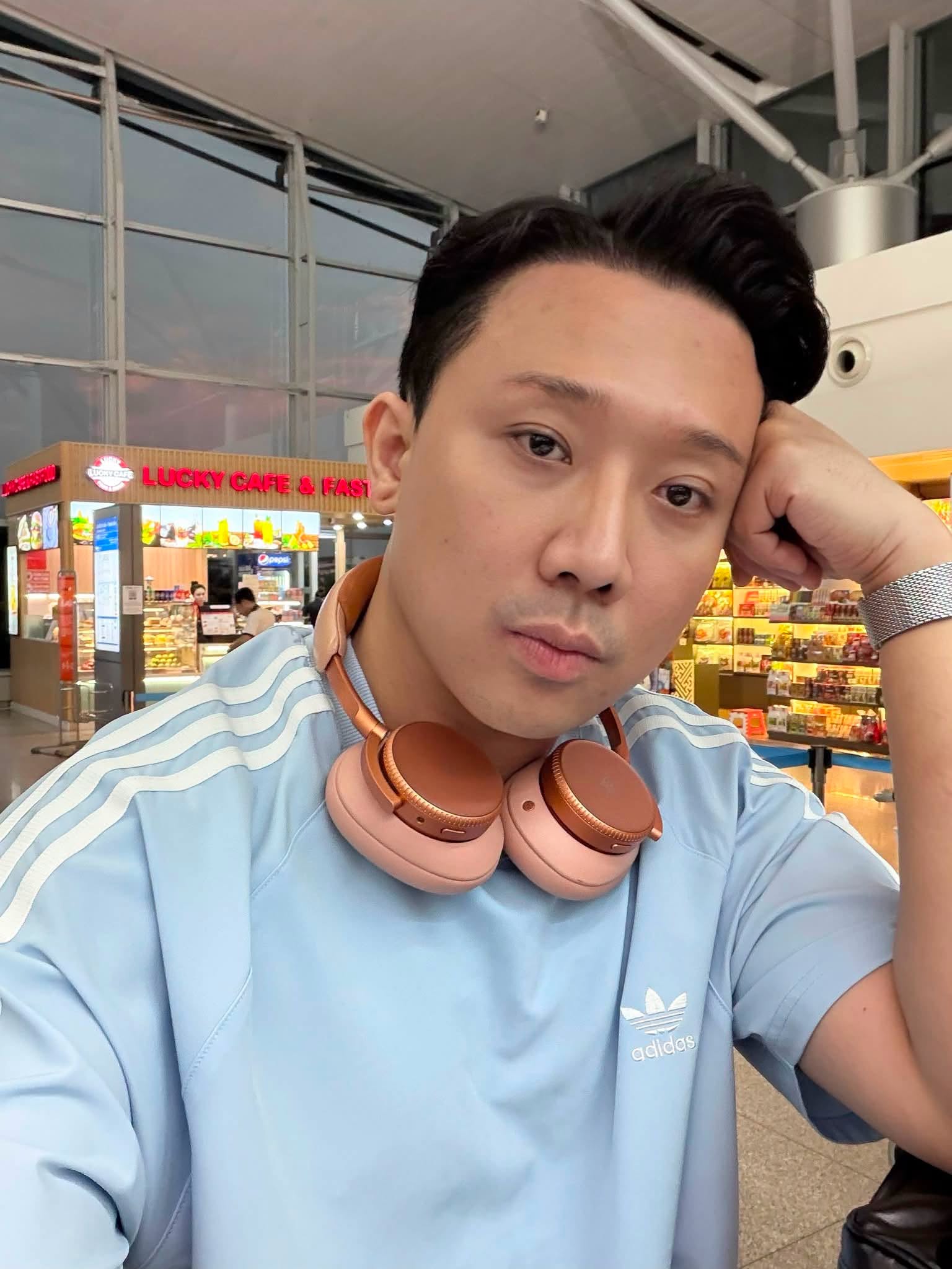 Trấn Th&agrave;nh bức bối đăng status gần 300 chữ - Ảnh 1.