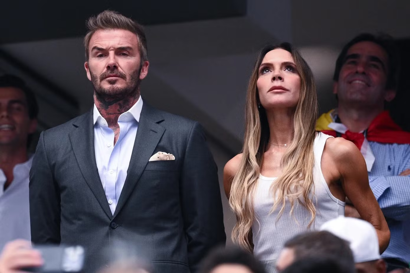 David Beckham đọ visual với Timothée Chalamet trên khán đài World Cup: Ai hơn ai?- Ảnh 1.