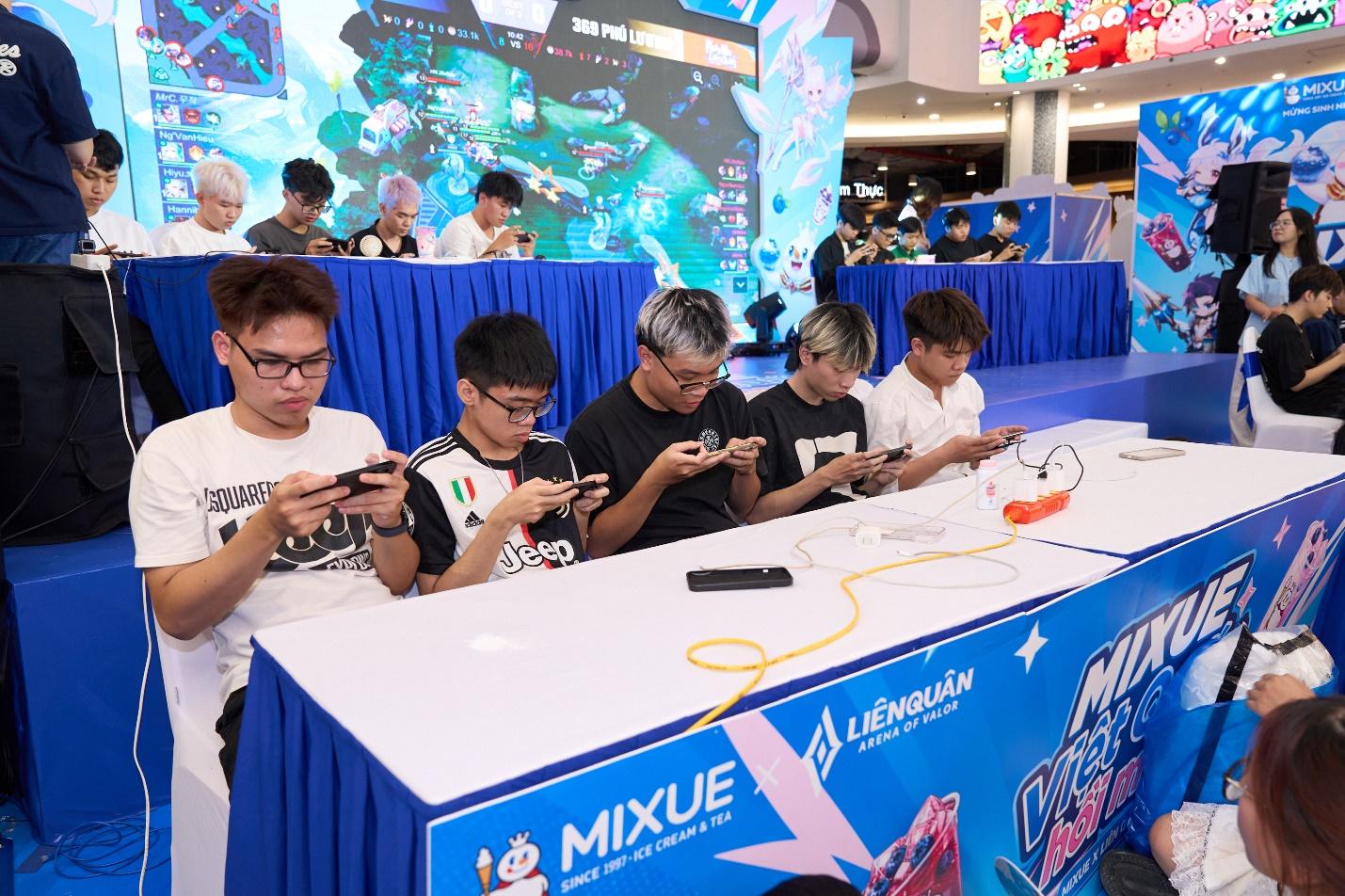 Game thủ Li&ecirc;n Qu&acirc;n Mobile: Sự kiện hợp t&aacute;c với Mixue thật chuy&ecirc;n nghiệp v&agrave; ho&agrave;nh tr&aacute;ng! - Ảnh 2.