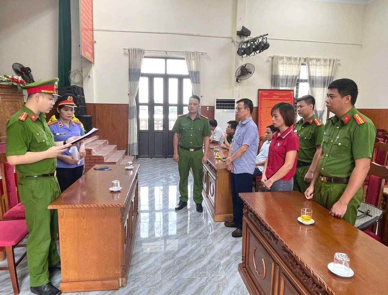 Khởi tố tham nhũng tại Ninh Bình: Điều tra 4 cán bộ xã La Sơn gây thiệt hại ngân sách - Ảnh 1. Khởi tố tham nhũng tại Ninh Bình: Điều tra 4 cán bộ xã La Sơn gây thiệt hại ngân sách - Ảnh 1.