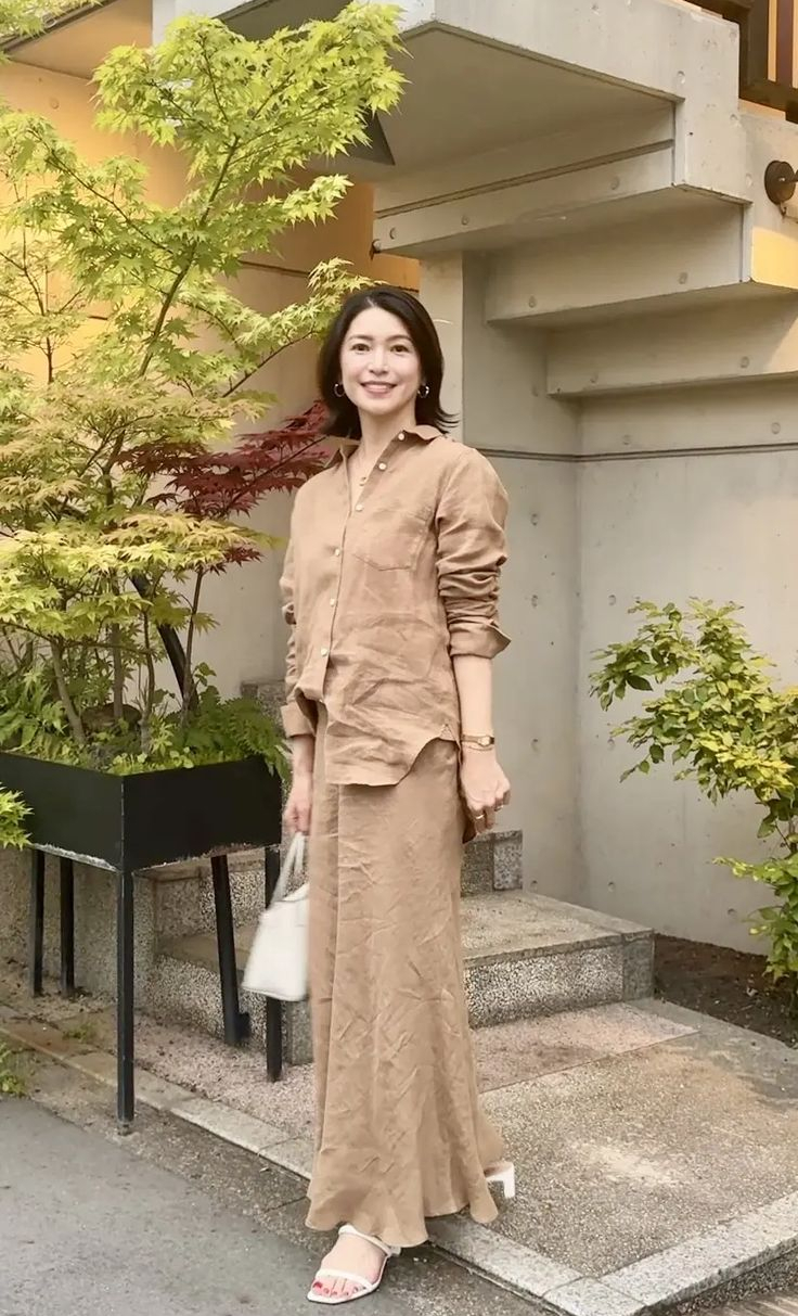 Một đồng tiền, ba tr&aacute;ch nhiệm: V&igrave; sao ng&agrave;y c&agrave;ng nhiều người phải t&iacute;nh to&aacute;n lại c&aacute;ch chi ti&ecirc;u sau tuổi 40- Ảnh 1.
