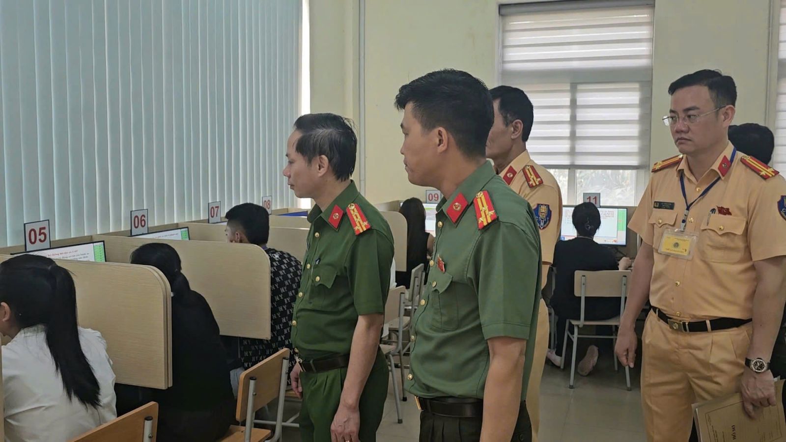 Những thay đổi mới nhất về cấp giấy phép lái xe vừa chính thức được áp dụng - Ảnh 1.