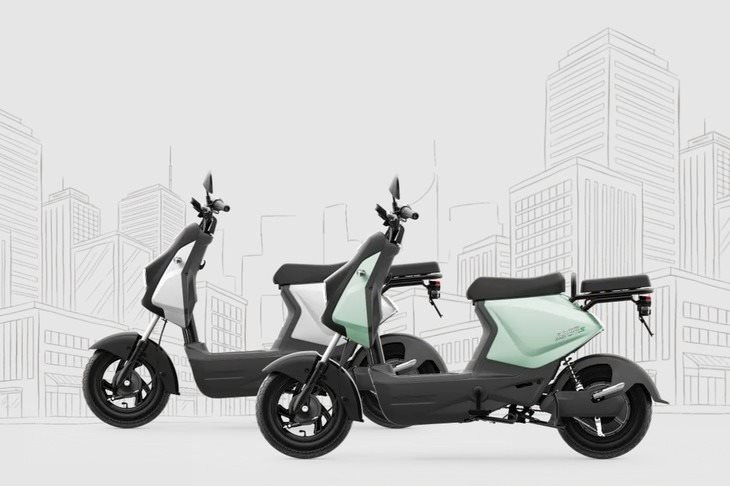 VinFast ra mắt xe m&aacute;y điện nhỏ gọn kh&ocirc;ng cần bằng l&aacute;i, gi&aacute; 12 triệu đồng - Ảnh 1.
