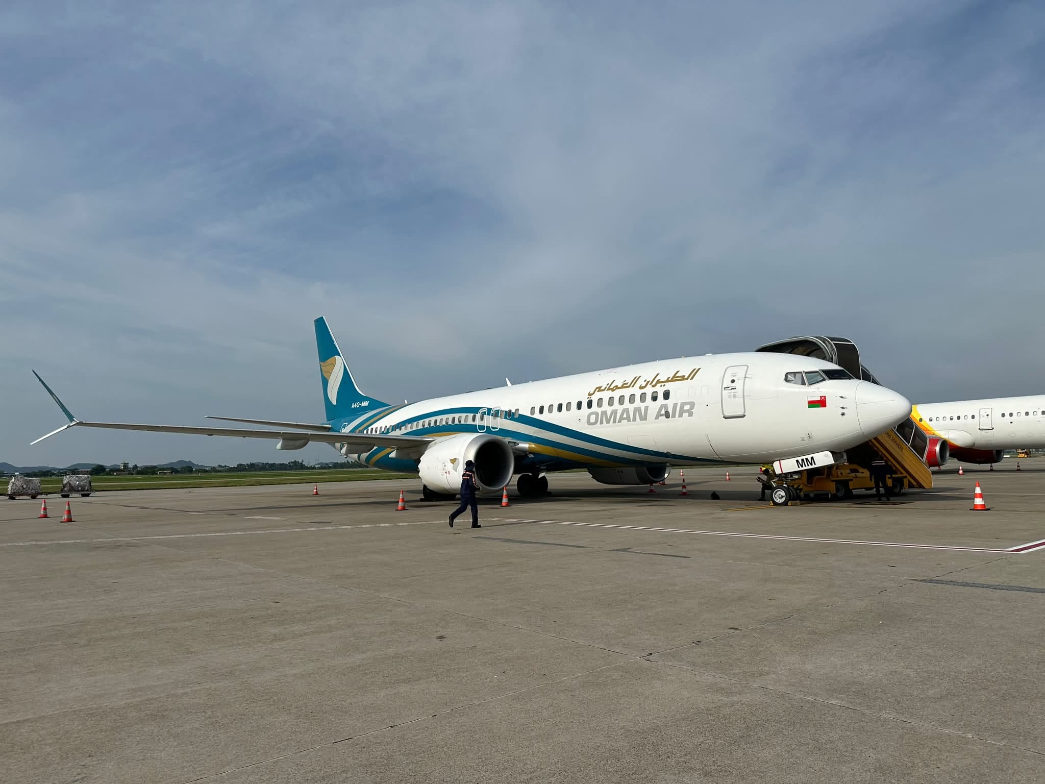 Vài ngày trước, sân bay Nội Bài ghi nhận một máy bay lạ hạ cánh - Ảnh 1.