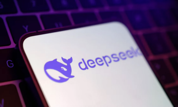 Ch&acirc;n dung nh&agrave; s&aacute;ng lập DeepSeek , tỷ ph&uacute; AI gi&agrave;u nhất thế giới 2026 - Ảnh 2.