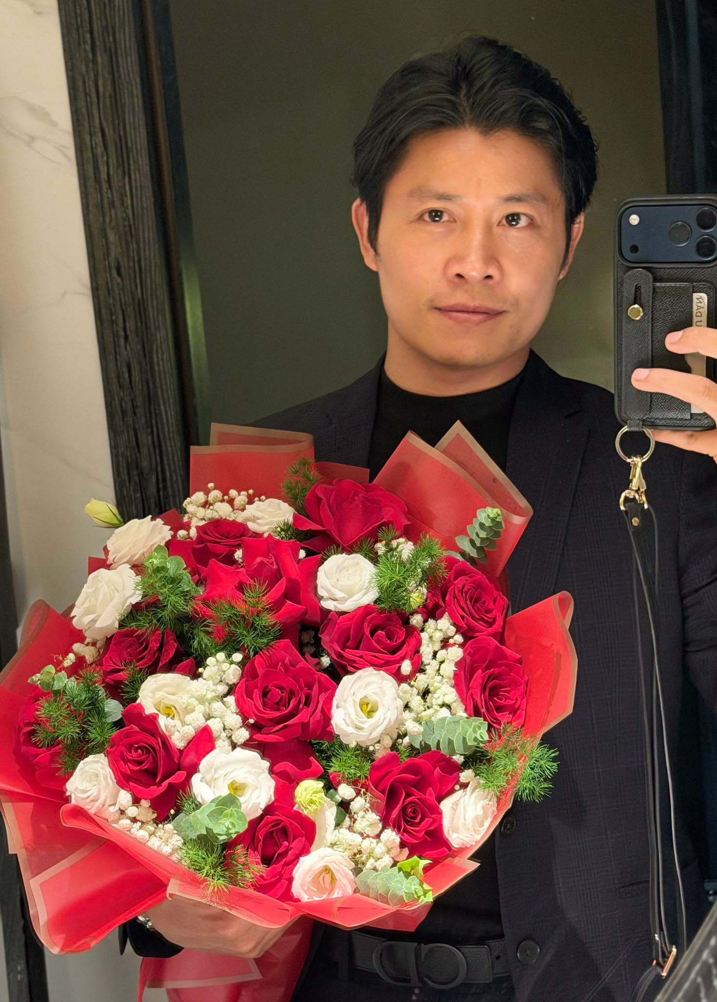 Nam nghệ sĩ từng chuyển k&ecirc;nh tivi khi thấy T&ugrave;ng Dương h&aacute;t, U50 bất ngờ th&agrave;nh ng&ocirc;i sao đ&igrave;nh đ&aacute;m - Ảnh 3.