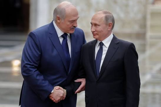 Ukraine ra đòn, Belarus nghi nã Iskander đáp trả - Ông Putin nhận văn kiện nóng sau động thái từ ông Lukashenko - Ảnh 3.