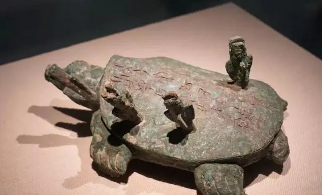Cụ ông câu được