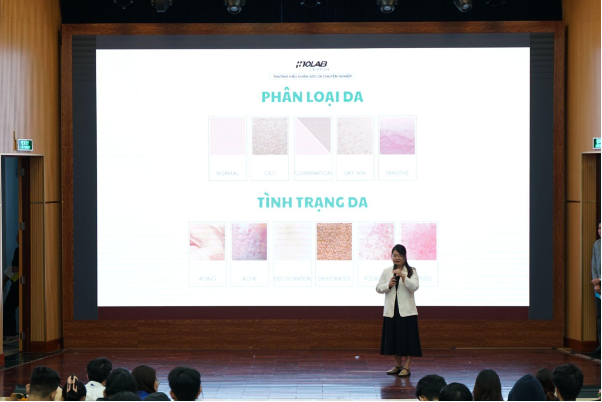 Hành trình Inolab Derma mang kiến thức chăm sóc da khoa học đến thế hệ trẻ - Ảnh 2. Hành trình Inolab Derma mang kiến thức chăm sóc da khoa học đến thế hệ trẻ - Ảnh 2.