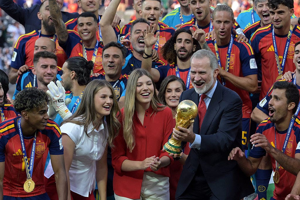 C&ocirc;ng ch&uacute;a T&acirc;y Ban Nha rạng rỡ trong trận chung kết World Cup 2026 tại Mỹ - Ảnh 1.