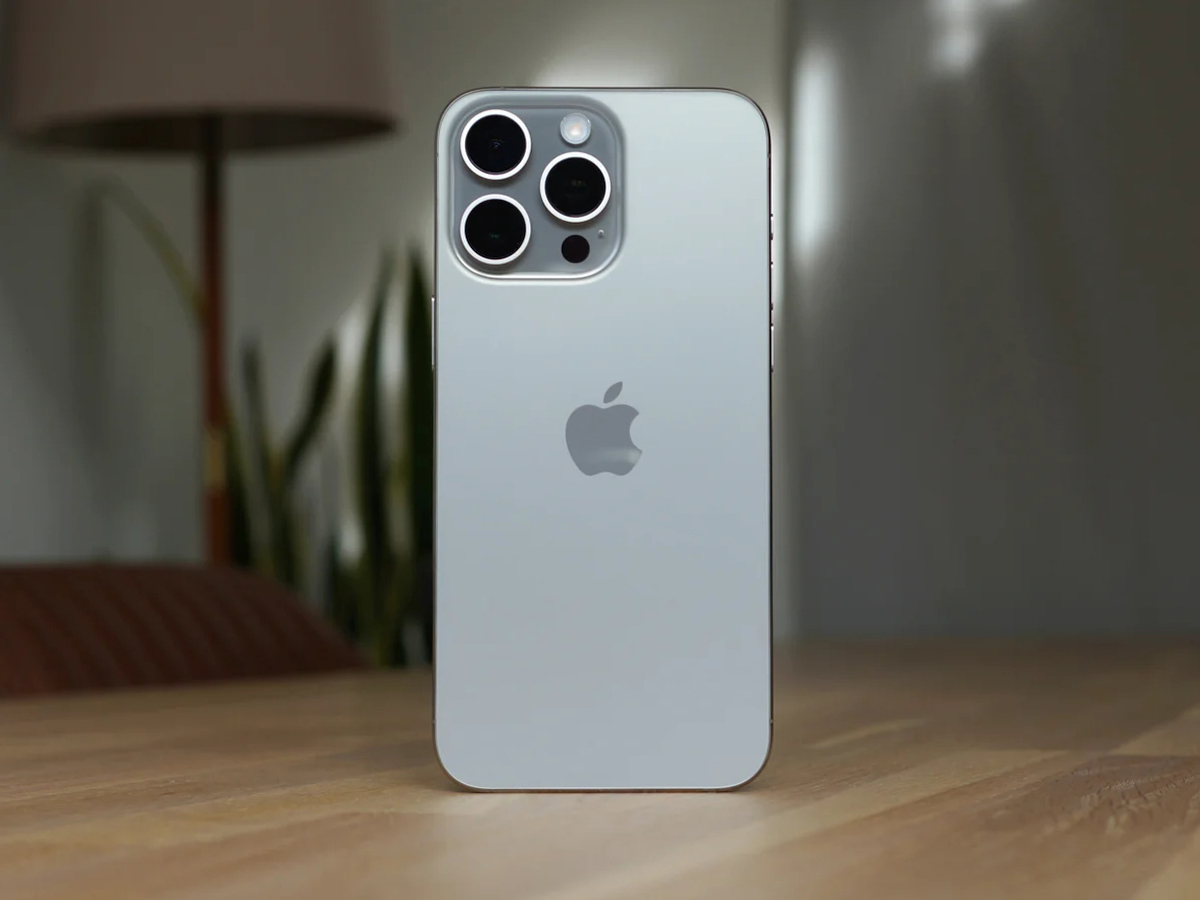 Chi c IPhone Pro Max ang Gi m Gi Ch m y Ngay L c N y Chi c IPhone Pro Max ang Gi m Gi Ch m y Ngay L c N y