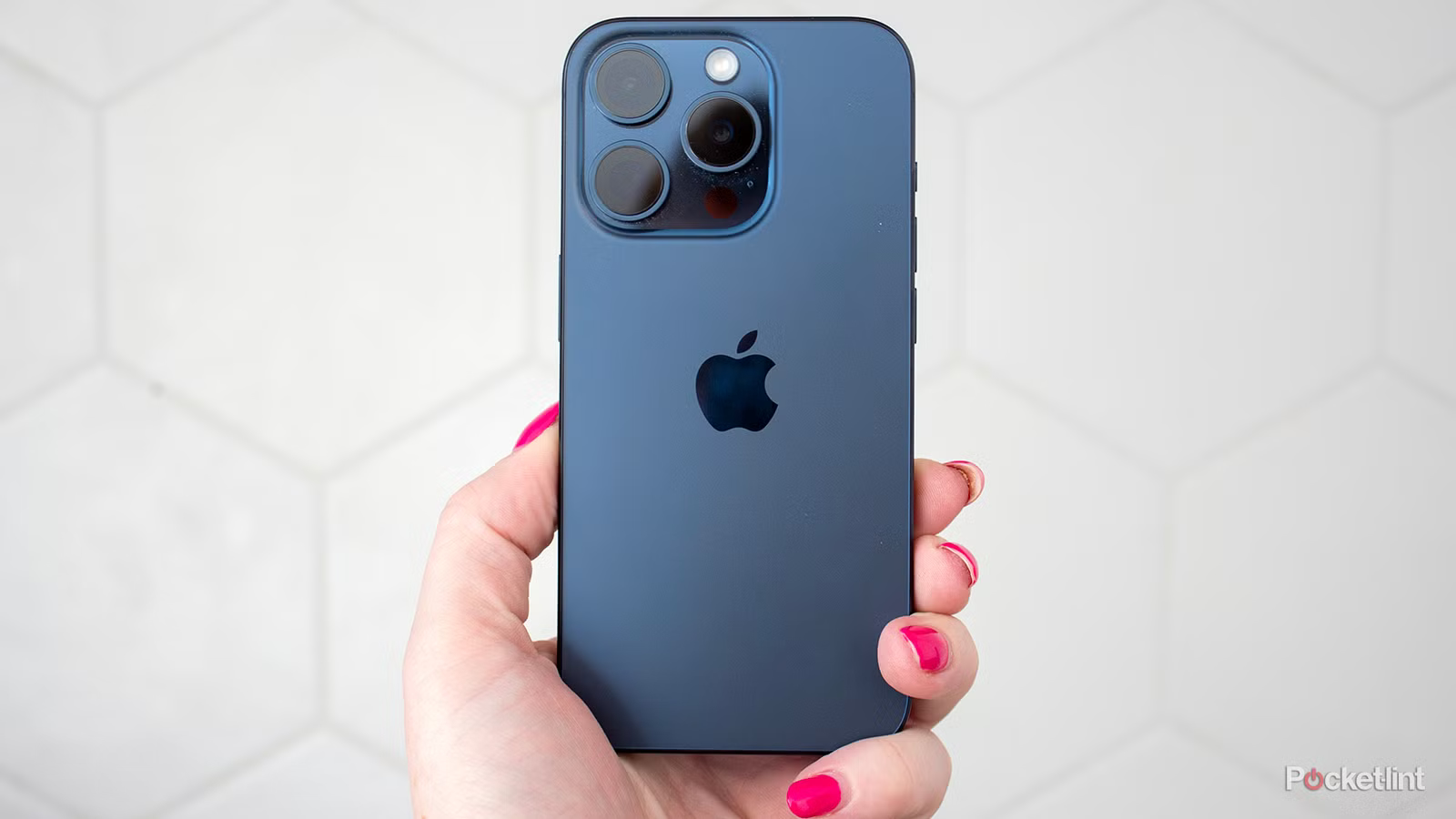 IPhone 15 Pro Max giảm giá chạm đáy hấp dẫn , săn ngay cơ hội vàng năm 2026 - Ảnh 2. IPhone 15 Pro Max giảm giá chạm đáy hấp dẫn , săn ngay cơ hội vàng năm 2026 - Ảnh 2.