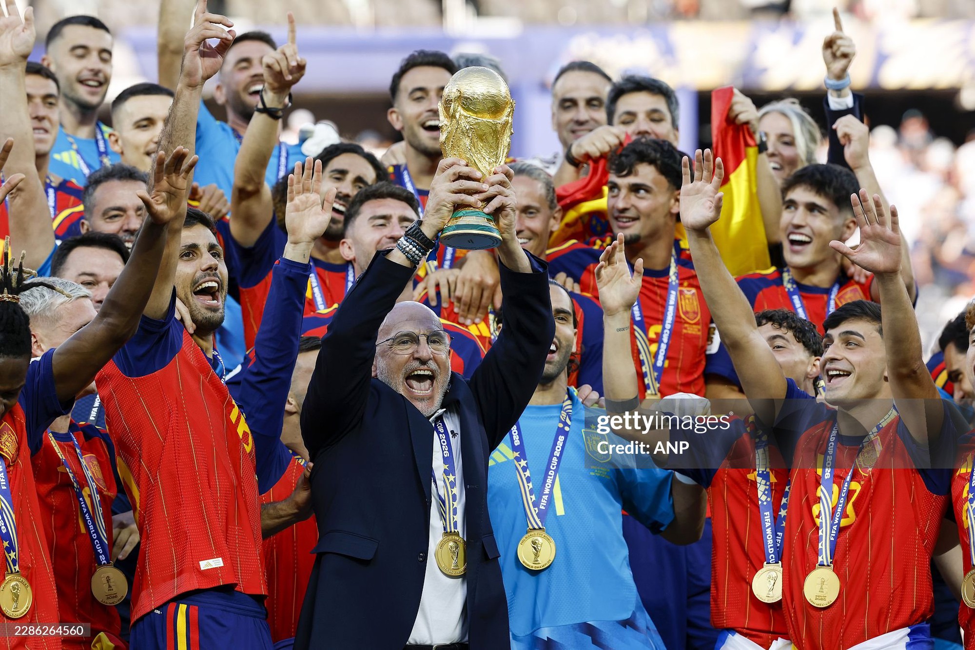 Nghịch lý: Người Tây Ban Nha thống trị World Cup, Champions League nhưng "mất thiêng" trên sân nhà - Ảnh 1. Nghịch lý: Người Tây Ban Nha thống trị World Cup, Champions League nhưng "mất thiêng" trên sân nhà - Ảnh 1.