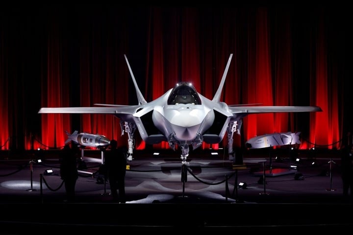 Thổ Nhĩ Kỳ t&iacute;nh chia tay S-400 để trở lại chương tr&igrave;nh F-35? - Ảnh 3.