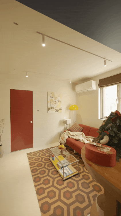 C&ocirc; g&aacute;i 30 tuổi d&agrave;nh cả năm cải tạo căn hộ 50m&sup2; v&agrave; nhận ra: Khi ng&ocirc;i nh&agrave; phản chiếu đ&uacute;ng con người m&igrave;nh, hạnh ph&uacute;c cũng trở n&ecirc;n giản dị hơn- Ảnh 2.