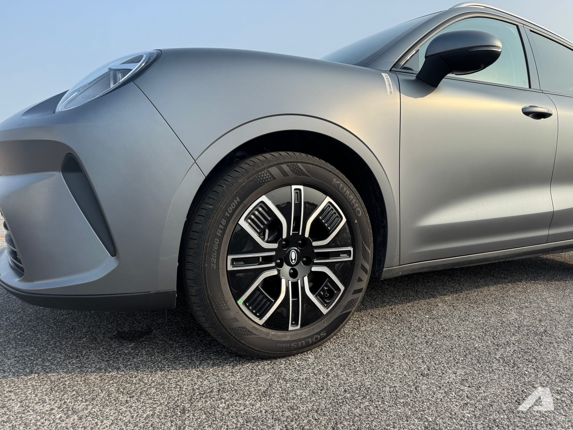 Sờ tận tay GWM ORA 5 được lên lịch về Việt Nam: Đầu điệu như Porsche, ngang cỡ CX-5, máy hybrid, dễ được miễn thuế nhập khẩu - Ảnh 7.