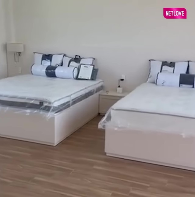 B&ecirc;n trong nh&agrave; nội của Lọ Lem ở Đồng Th&aacute;p, MC Quyền Linh x&acirc;y để b&aacute;o hiếu mẹ- Ảnh 7.