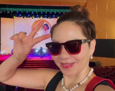 NSND Thanh Lam dẫn đầu 1 nh&oacute;m nghệ sĩ miền Bắc tự bỏ tiền tới H&agrave; Tĩnh - Ảnh 1.