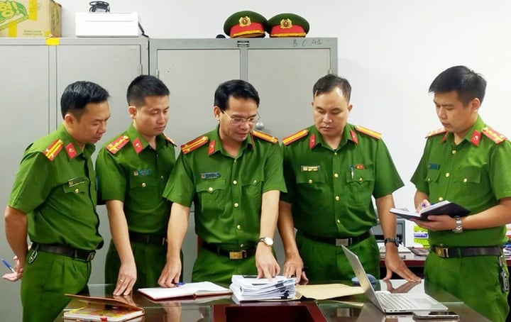 Ph&aacute;t hiện đường d&acirc;y sản xuất h&agrave;ng giả tại Thanh H&oacute;a , khởi tố 13 đối tượng vi phạm - Ảnh 1.