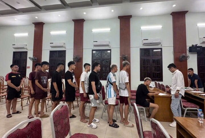 13 Thanh ni&ecirc;n vi phạm giao th&ocirc;ng ph&oacute;ng nhanh vượt ẩu tại Hải Ph&ograve;ng - Ảnh 1.