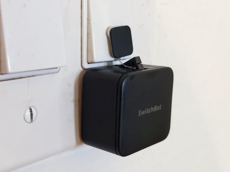 Thiết bị tự động h&oacute;a SwitchBot Bot Rechargeable: Giải ph&aacute;p chống gi&aacute;n hiệu quả cho gia đ&igrave;nh - Ảnh 4.