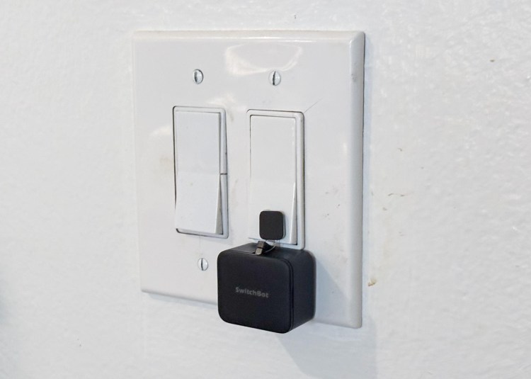 Thiết bị tự động h&oacute;a SwitchBot Bot Rechargeable: Giải ph&aacute;p chống gi&aacute;n hiệu quả cho gia đ&igrave;nh - Ảnh 2.