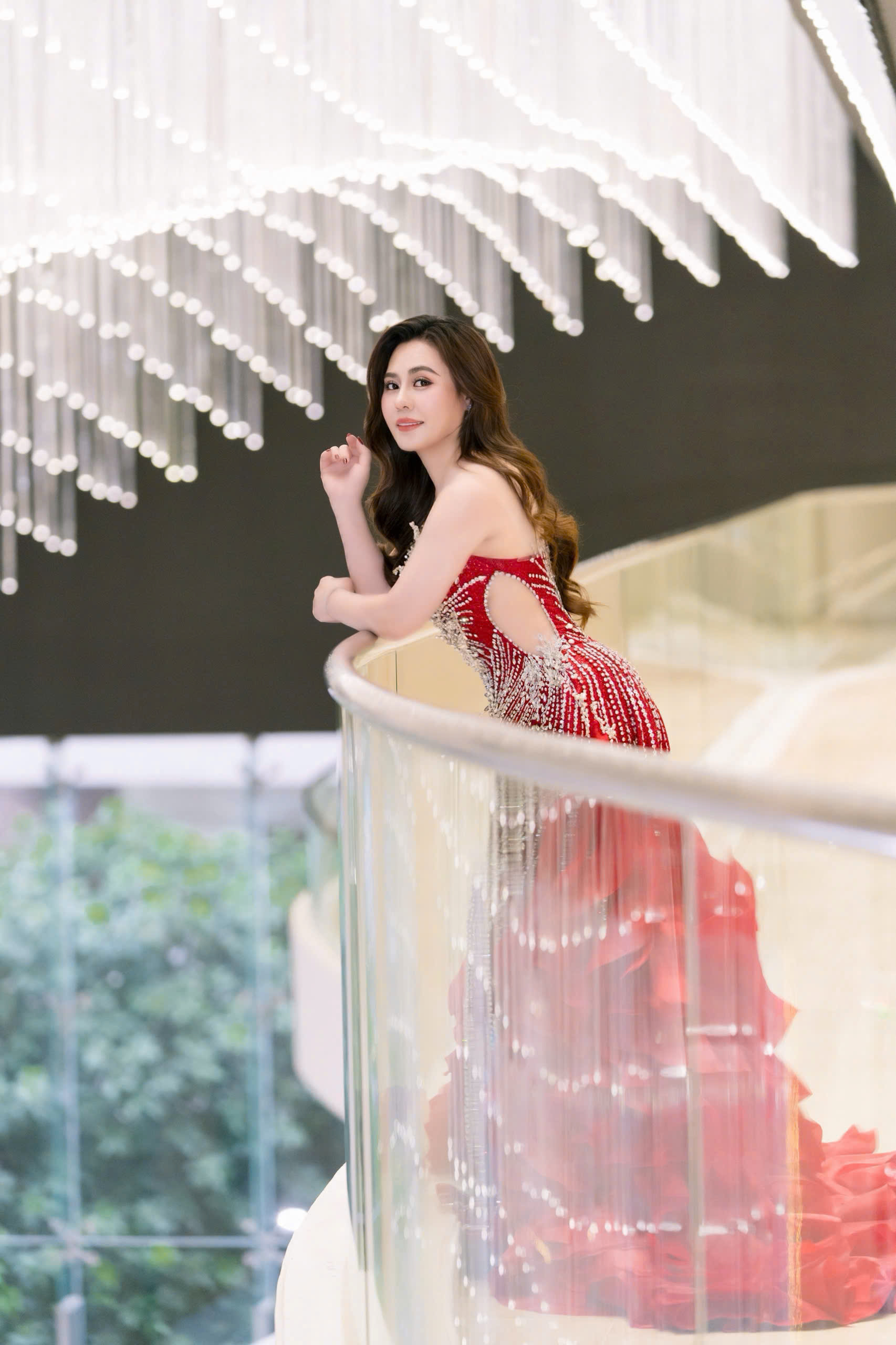 Hoa hậu Phan Kim Oanh: Hoa hậu Phan Kim Oanh: