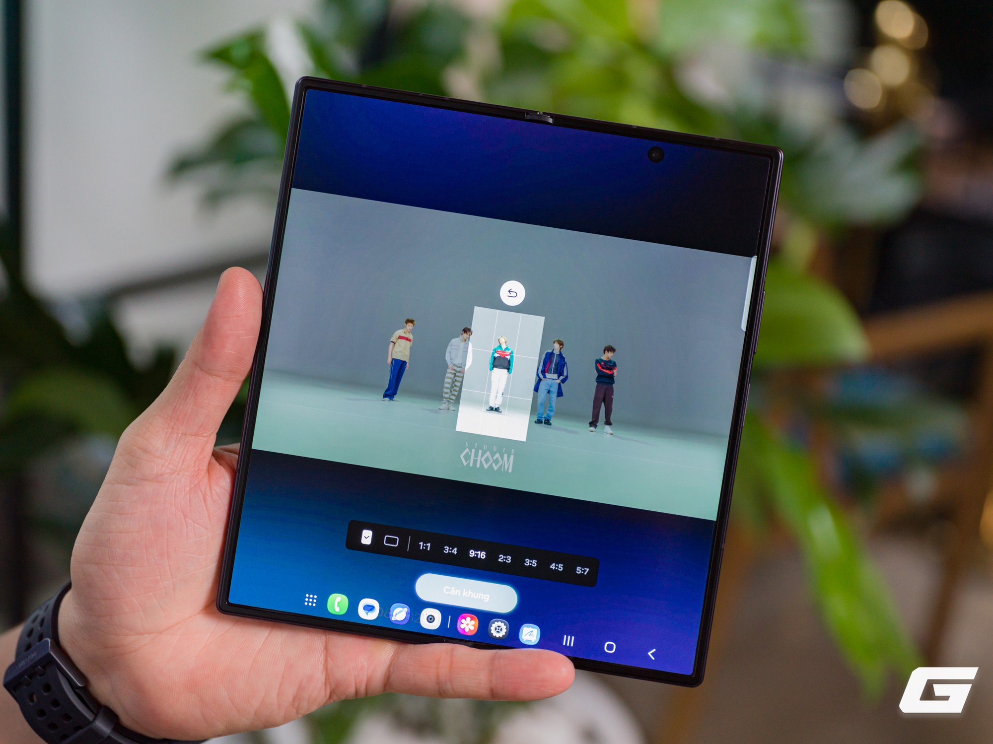 Cận cảnh Galaxy Z Fold8 Ultra: Chỉ thay t&ecirc;n đổi họ hay thực sự l&agrave; trải nghiệm Ultra - Ảnh 11.