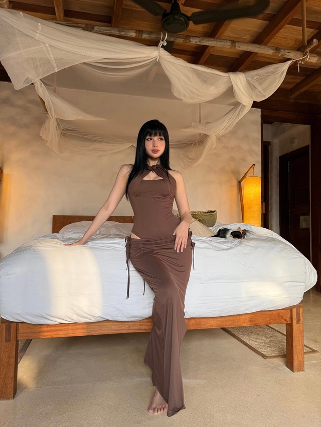 Việt Nam c&oacute; mỹ nh&acirc;n mặt đẹp như b&uacute;p b&ecirc;, body lại bốc lửa: Bỏ showbiz lấy thiếu gia, 10 năm kh&ocirc;ng trở lại - Ảnh 11.