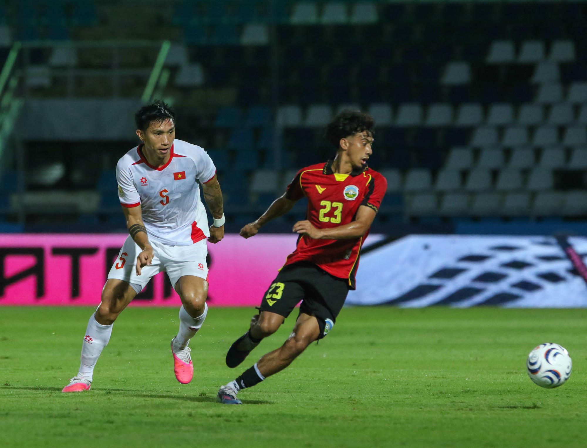 Đằng sau con số 0 của Timor Leste là nguy cơ lớn đe dọa đội tuyển Việt Nam - Ảnh 1. Đằng sau con số 0 của Timor Leste là nguy cơ lớn đe dọa đội tuyển Việt Nam - Ảnh 1.